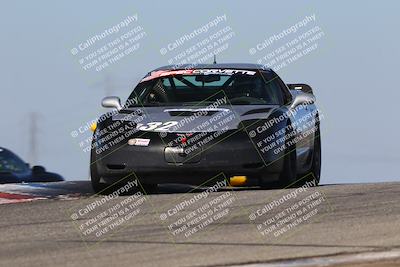 media/Oct-26-2025-CalClub SCCA (Sun) [[8ce1e69566]]/Group 4/Grapevine/